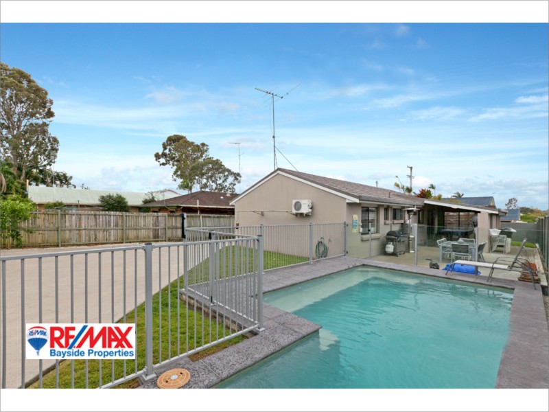 22 Lisa Street, Redland Bay QLD 4165
