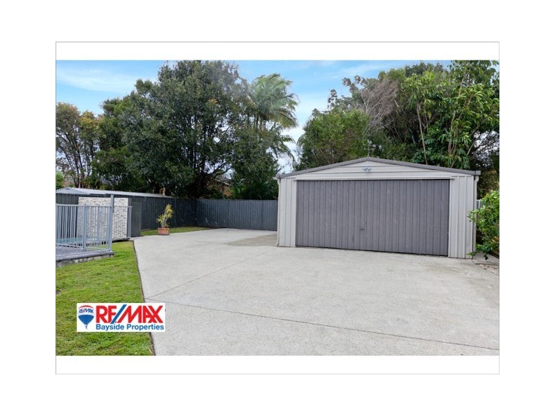 22 Lisa Street, Redland Bay QLD 4165