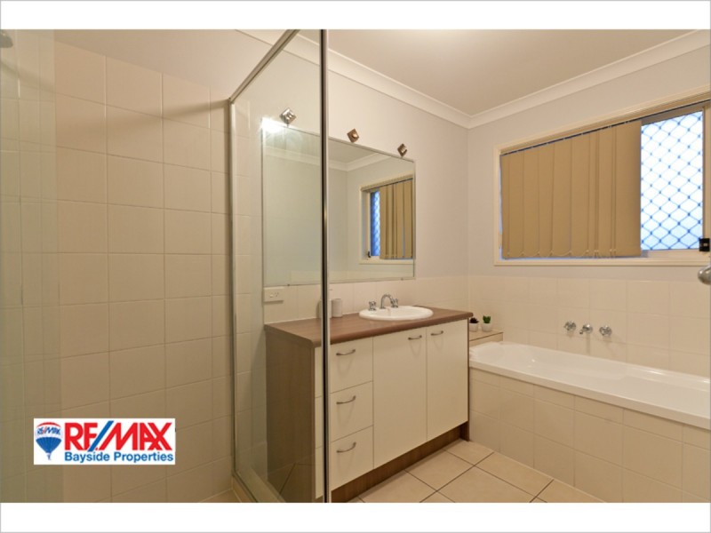 16 Burkett Crescent, Victoria Point QLD 4165