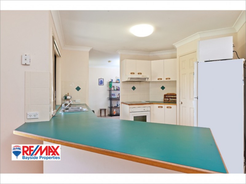 18 Kestrel Crt, Victoria Point QLD 4165