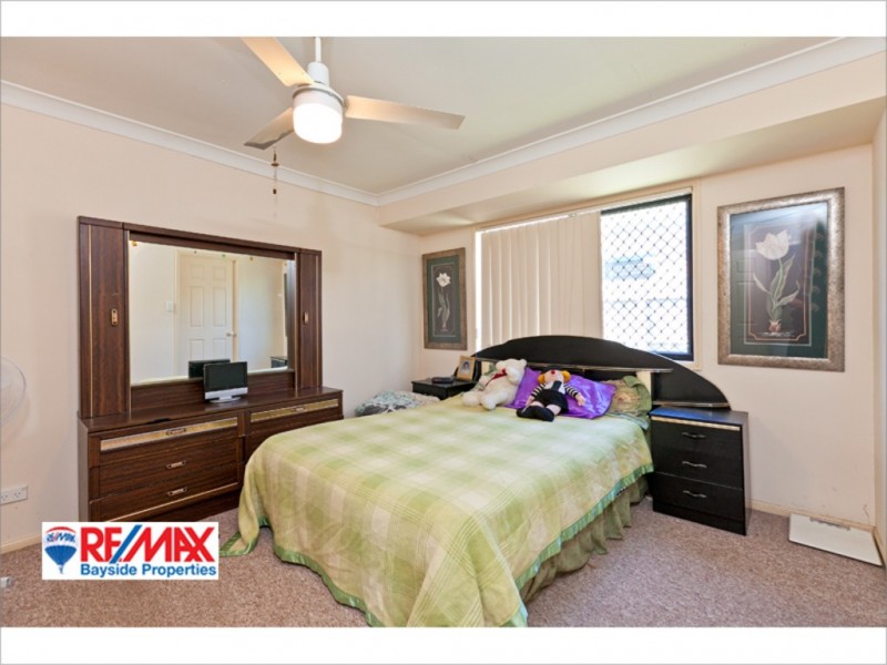 18 Kestrel Crt, Victoria Point QLD 4165