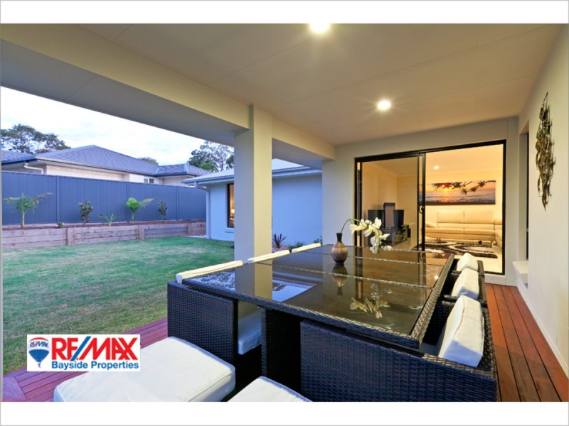 94 Carinyan Drive, Birkdale QLD 4159