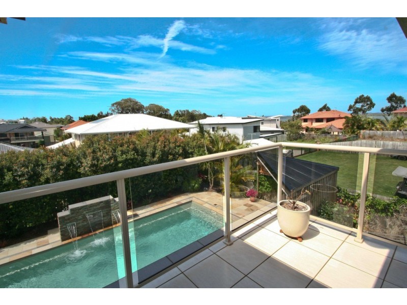 9 St Clair Court, Redland Bay QLD 4165