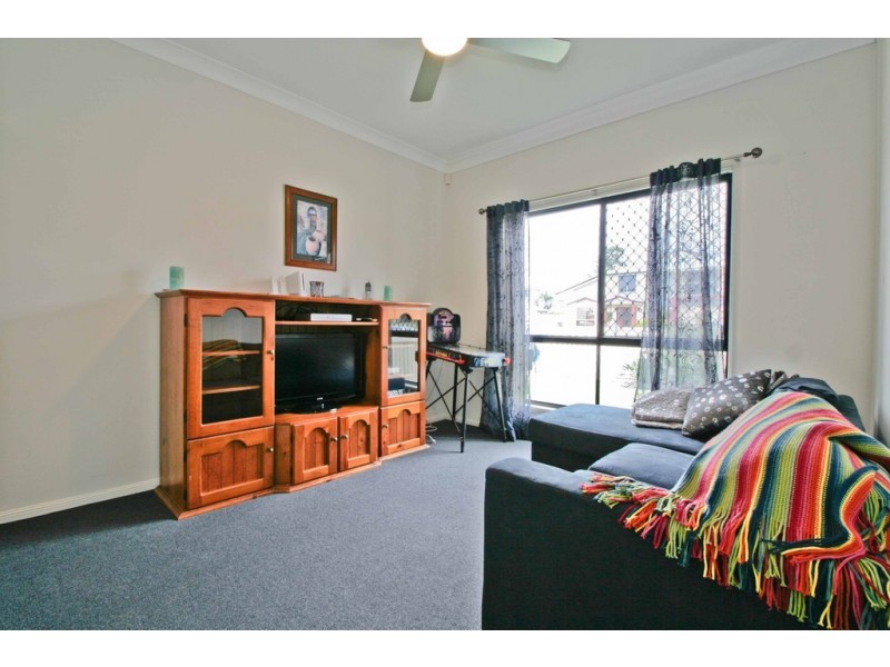 9 St Clair Court, Redland Bay QLD 4165