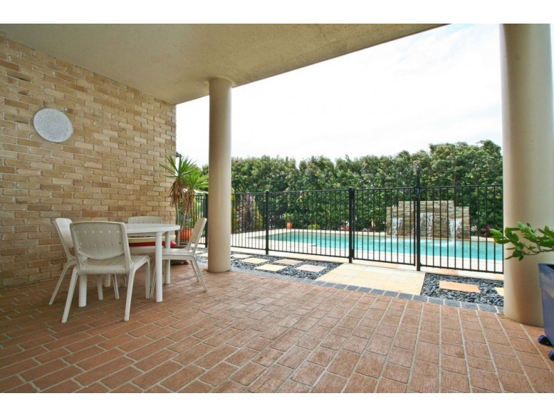 9 St Clair Court, Redland Bay QLD 4165