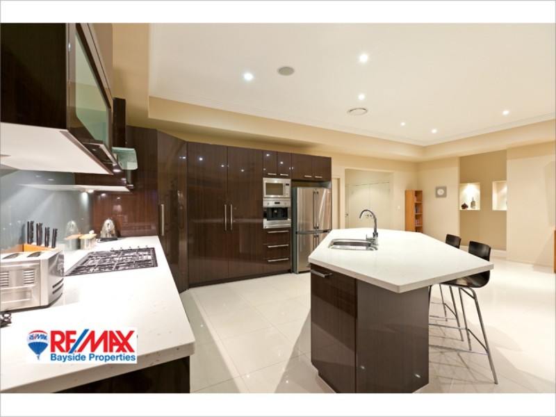 26 Yorston Place, Ormiston QLD 4160