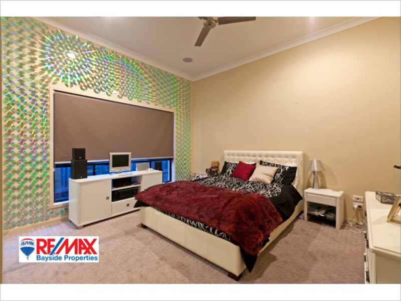 26 Yorston Place, Ormiston QLD 4160