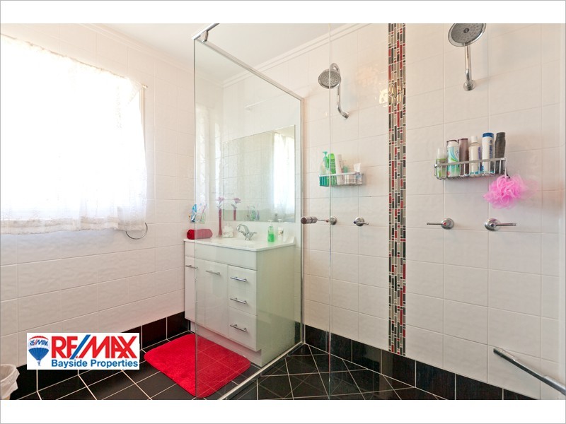 19 Robinia St, Alexandra Hills QLD 4161