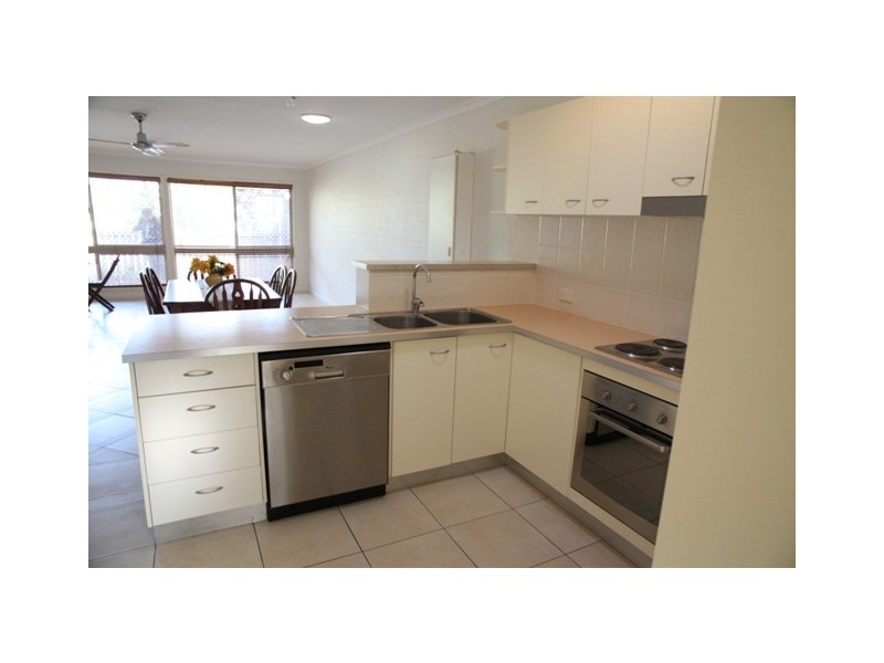 4/ 19-21 Yarrow Crt, Cleveland QLD 4163