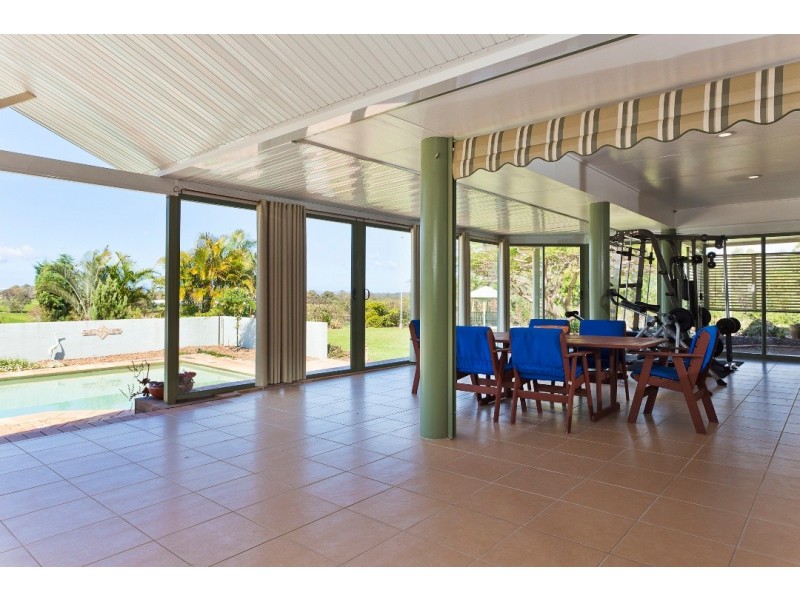 128 Woodlands Drive, Thornlands QLD 4164