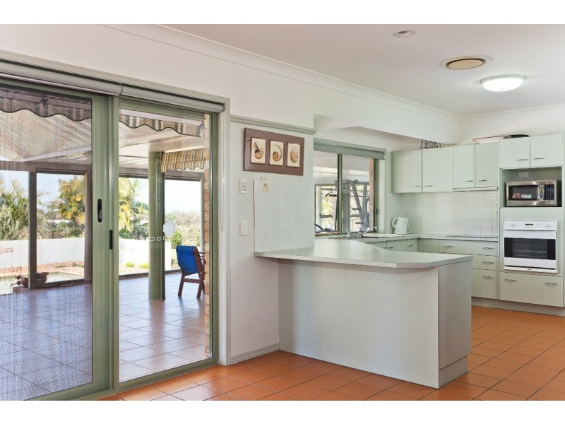 128 Woodlands Drive, Thornlands QLD 4164