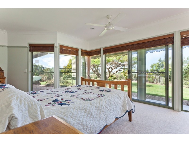 128 Woodlands Drive, Thornlands QLD 4164