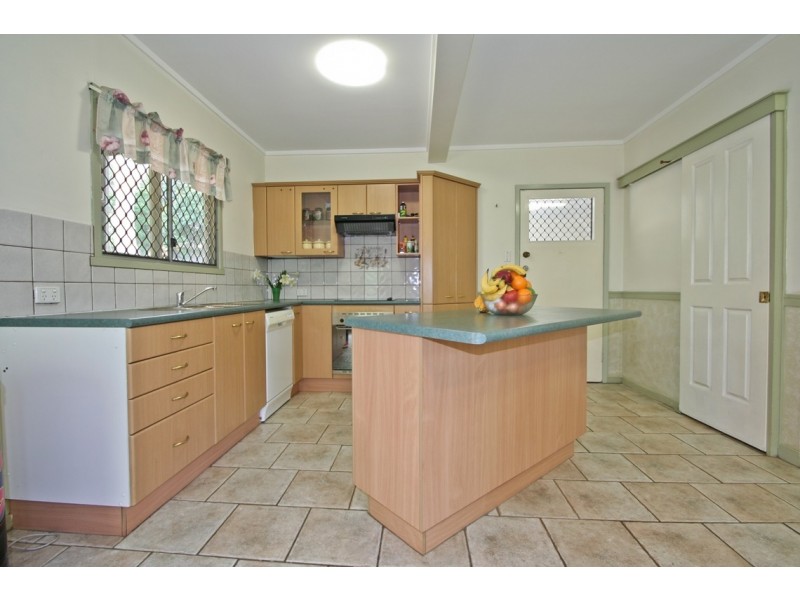 21 Murrays Road, Slacks Creek QLD 4127