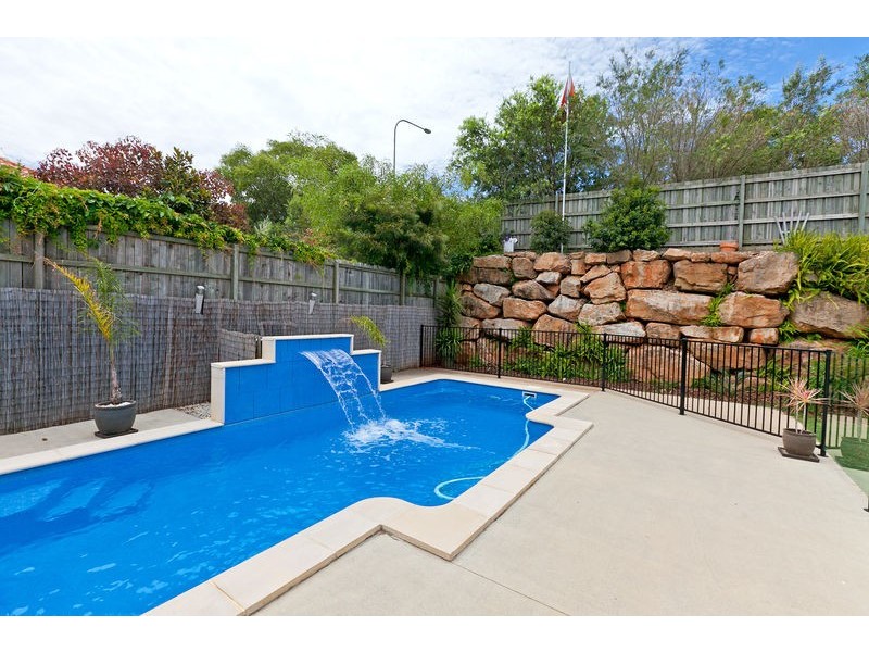 19 Aquila Street, Redland Bay QLD 4165