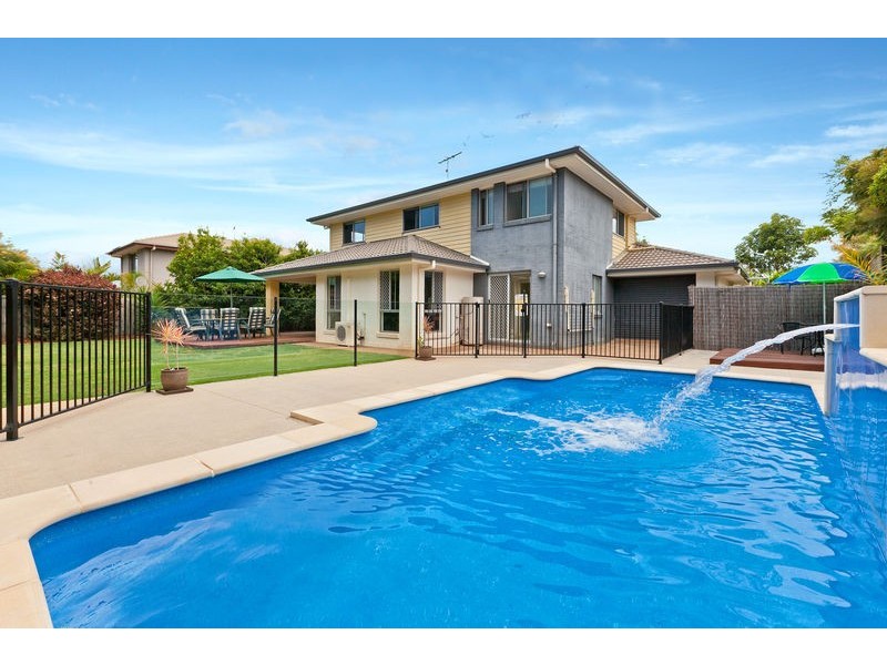 19 Aquila Street, Redland Bay QLD 4165