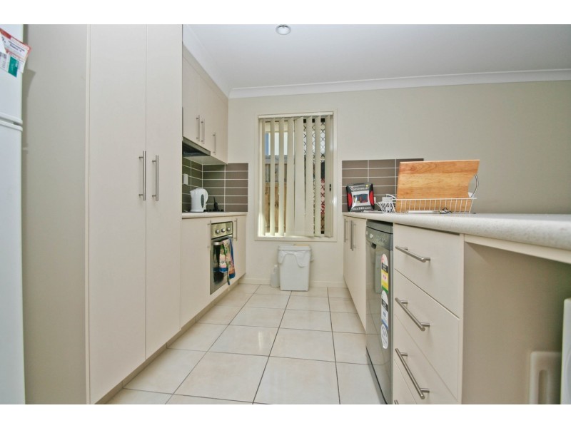 4 Everglades Street, Springfield Lakes QLD 4300