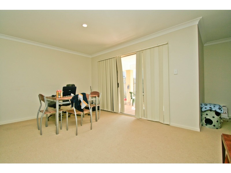 4 Everglades Street, Springfield Lakes QLD 4300