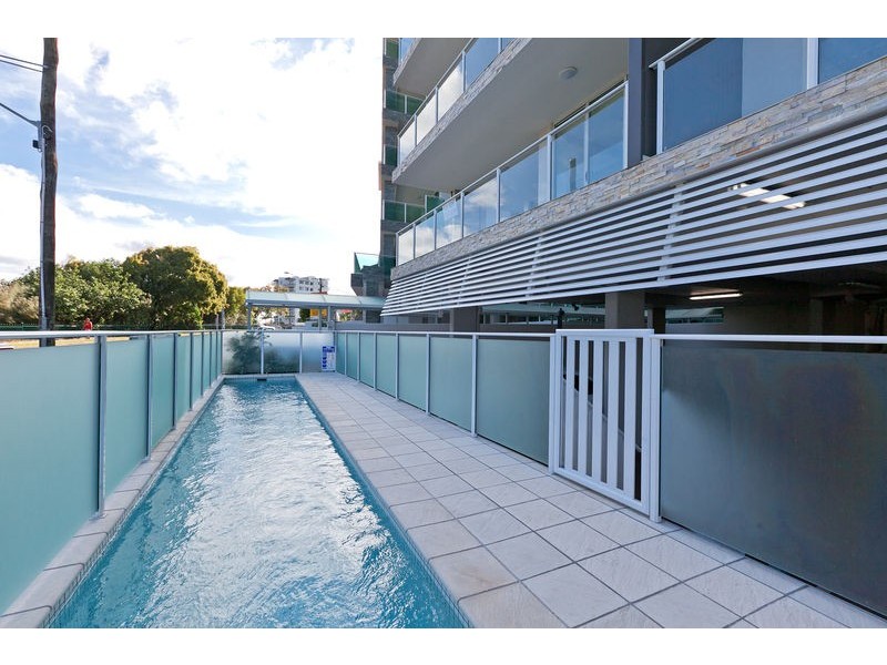 601/87 Marine Parade, Redcliffe QLD 4020