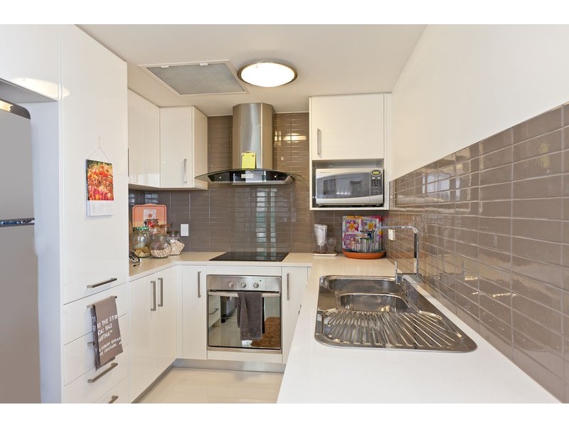 602/87 Marine Parade, Redcliffe QLD 4020