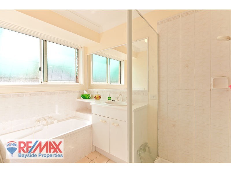 11 Minetta Street, Victoria Point QLD 4165