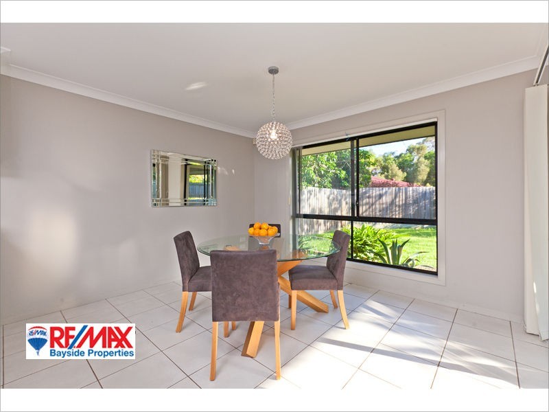 2/4 Calliandra Place, Thornlands QLD 4164