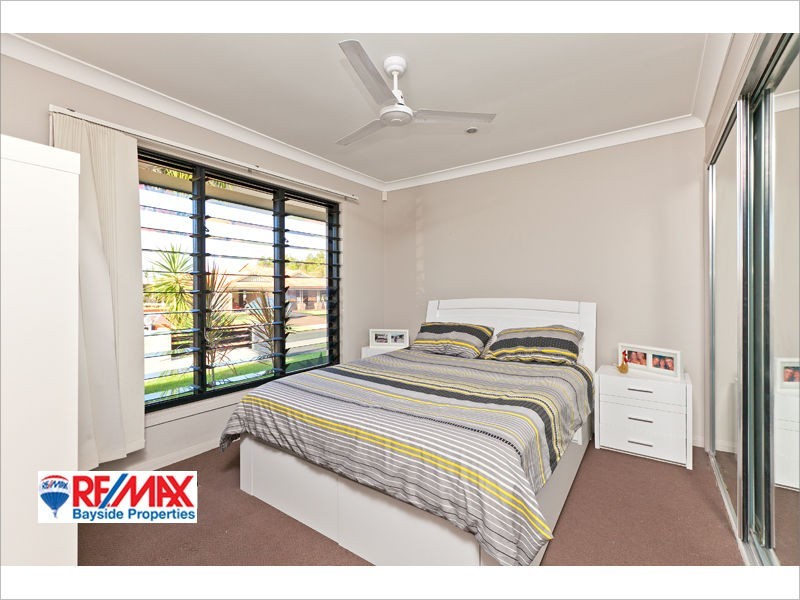 2/4 Calliandra Place, Thornlands QLD 4164