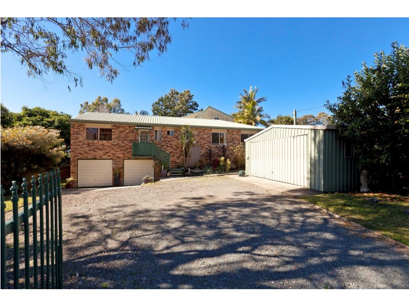 32 Muriel Street, Redland Bay QLD 4165