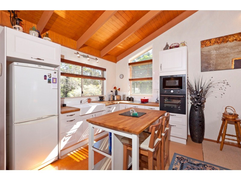 32 Muriel Street, Redland Bay QLD 4165