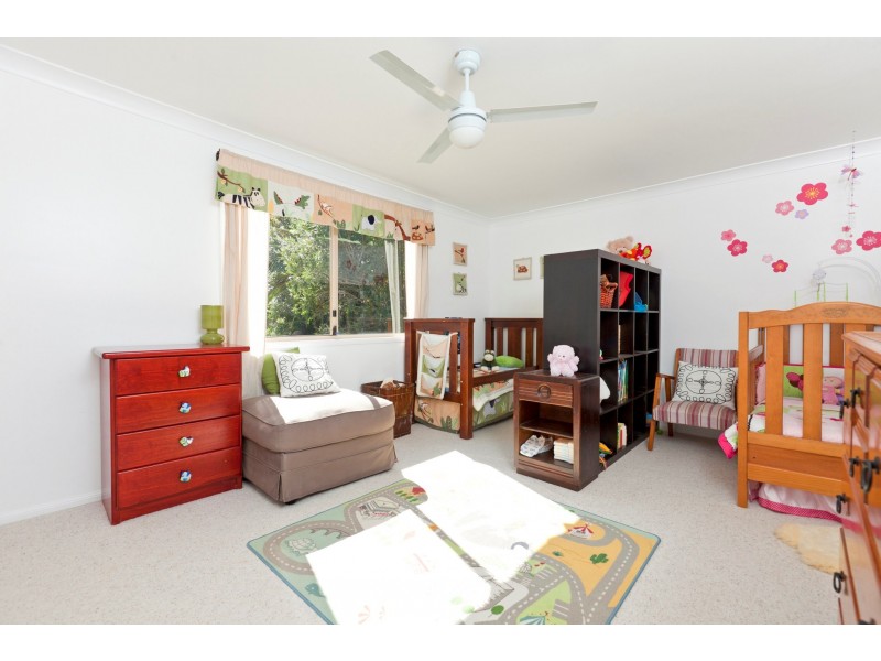 32 Muriel Street, Redland Bay QLD 4165
