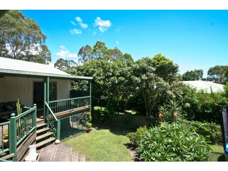 32 Muriel Street, Redland Bay QLD 4165