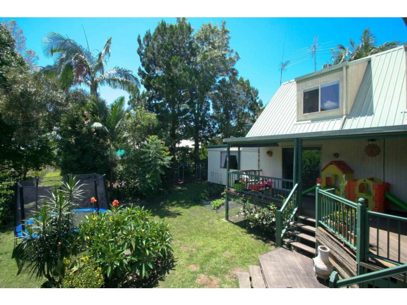 32 Muriel Street, Redland Bay QLD 4165