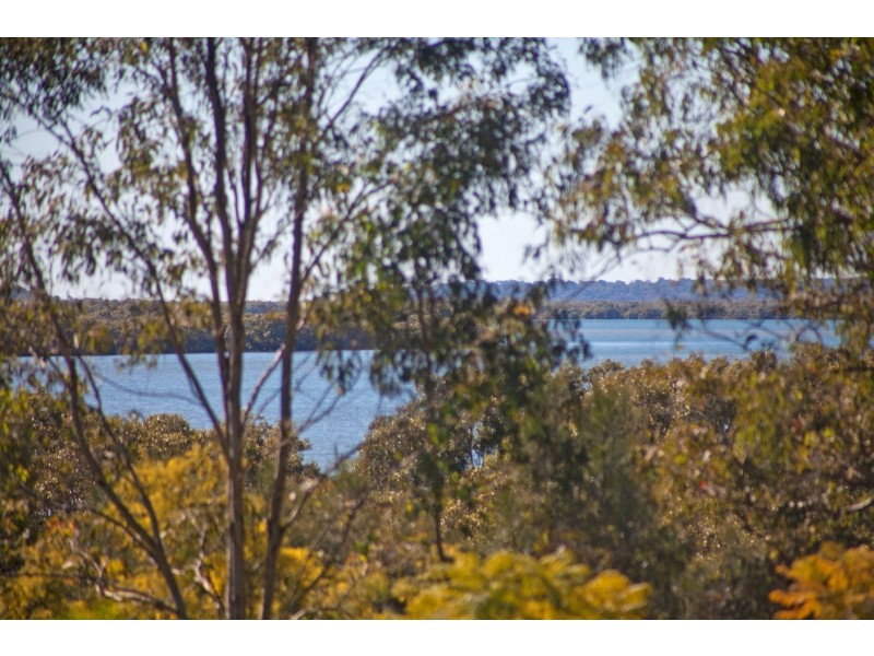 32 Muriel Street, Redland Bay QLD 4165