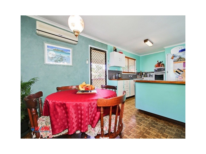 41 Wilkie St, Redland Bay QLD 4165