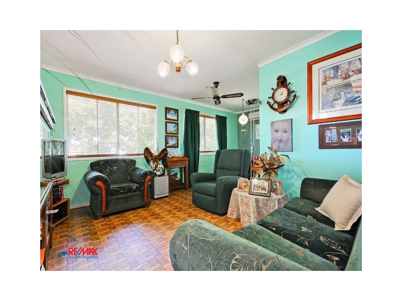 41 Wilkie St, Redland Bay QLD 4165