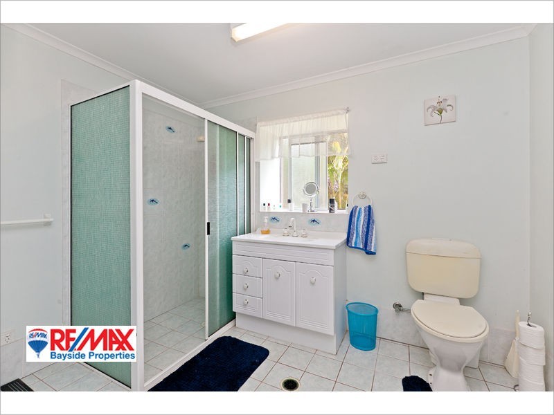 1 Christopher Street, Redland Bay QLD 4165