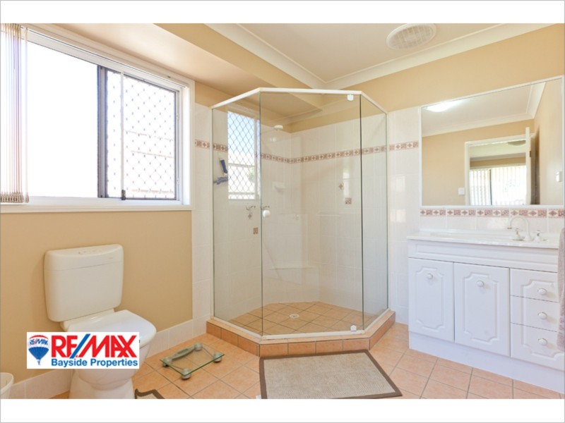 36 Seaholly Crescent, Victoria Point QLD 4165