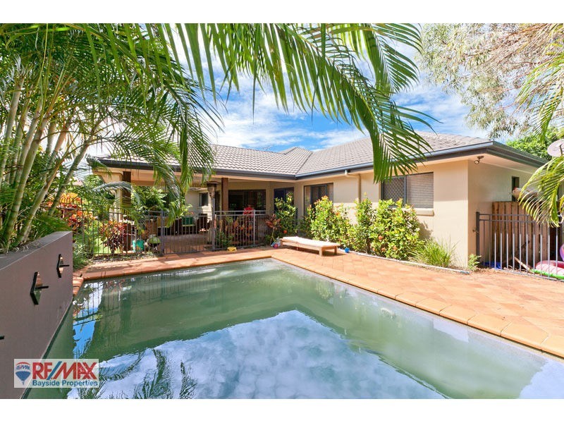 72 Belford Drive, Wellington Point QLD 4160