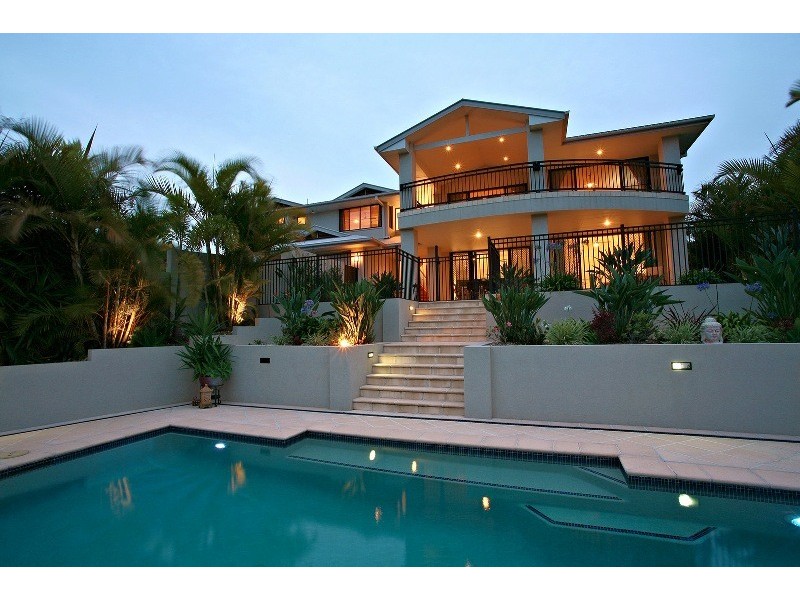 8 Bribie Close, Redland Bay QLD 4165