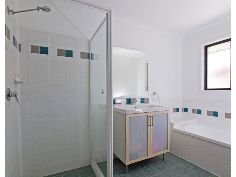 7 Horizon Place, Redland Bay QLD 4165