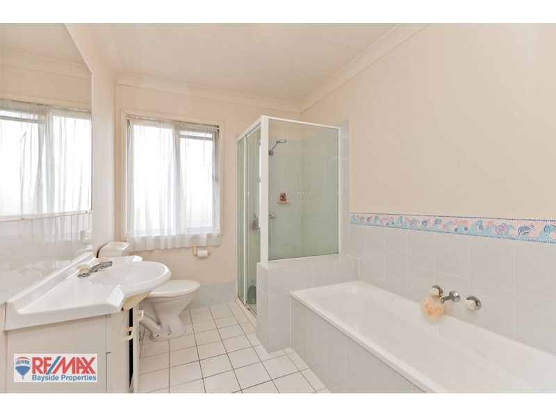 120/9 Bayside Court, Thorneside QLD 4158