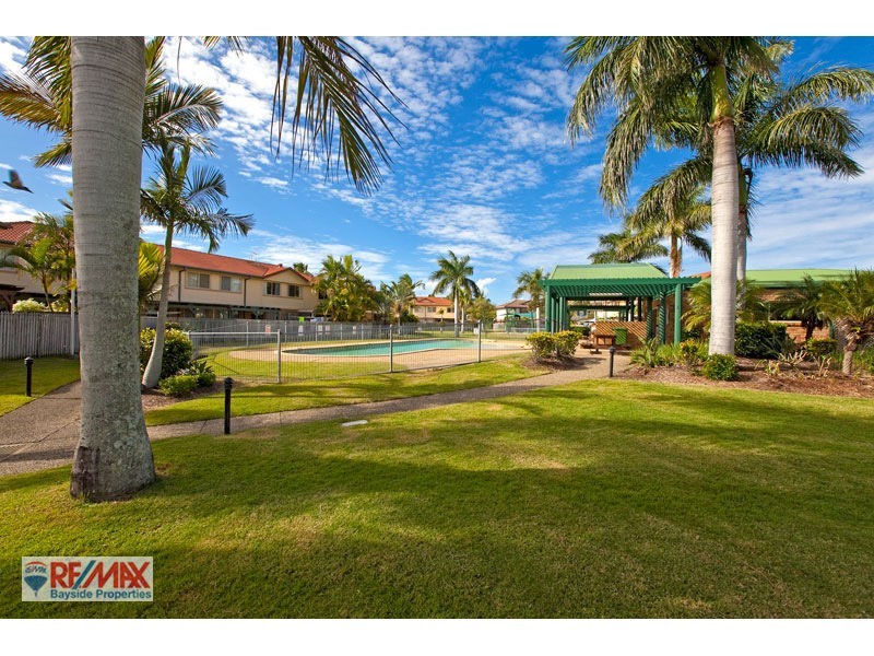 120/9 Bayside Court, Thorneside QLD 4158