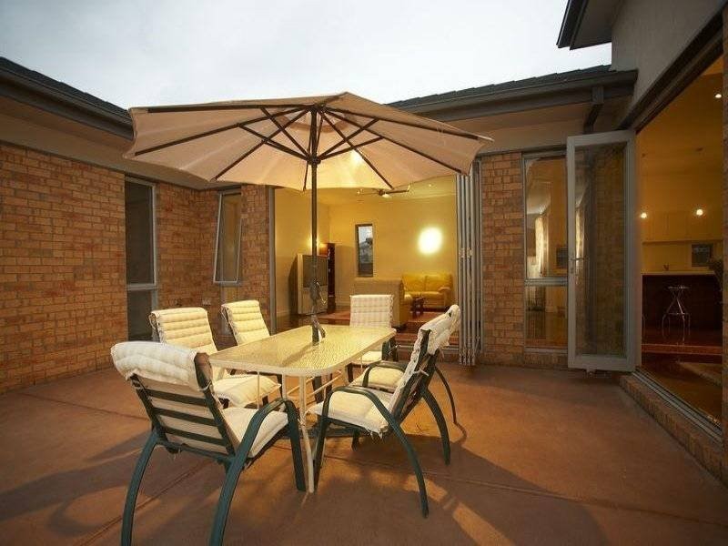 31 Colburn Avenue, Victoria Point QLD 4165