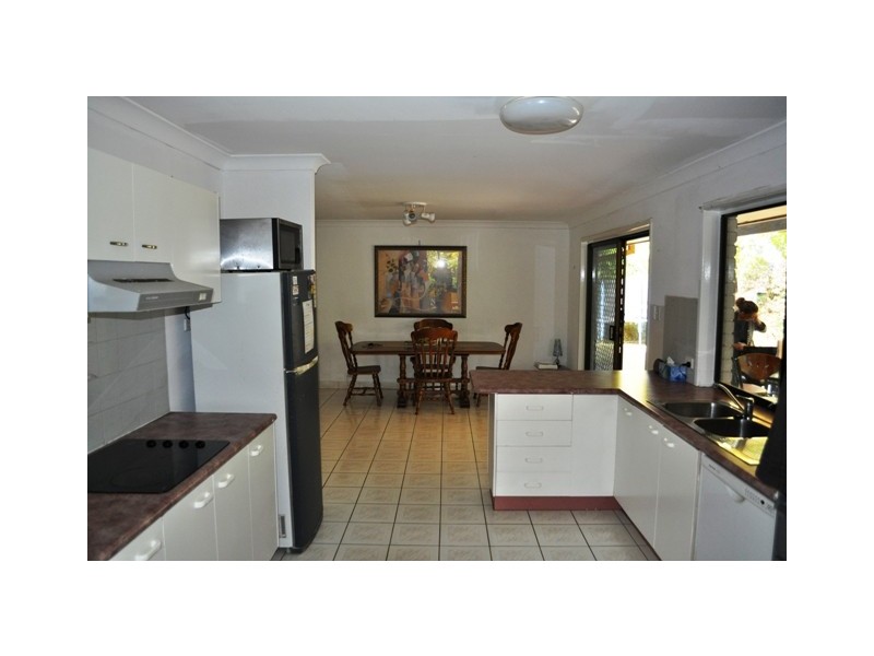 11 Abalone Cres, Thornlands QLD 4164