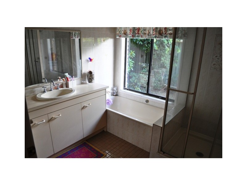 11 Abalone Cres, Thornlands QLD 4164