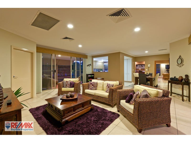 17 Anchorage Drive, Cleveland QLD 4163