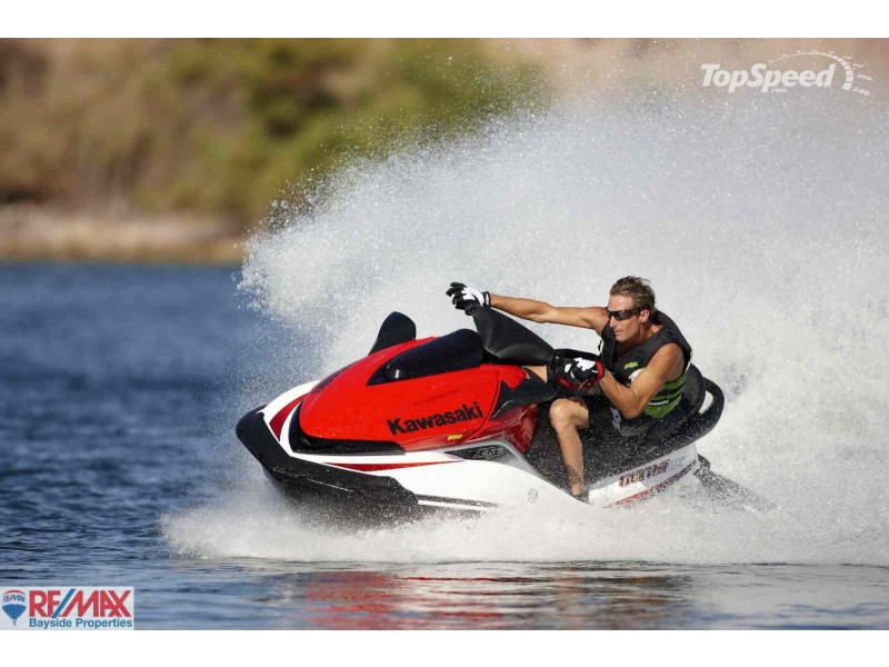 4 Lois Place, Redland Bay QLD 4165