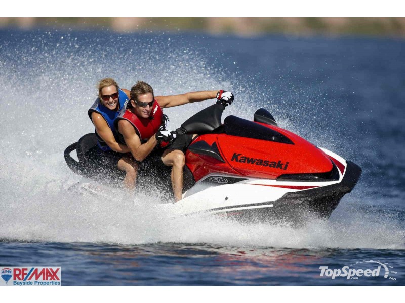 4 Lois Place, Redland Bay QLD 4165