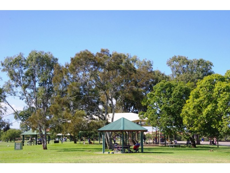 35 Yeo Street, Victoria Point QLD 4165