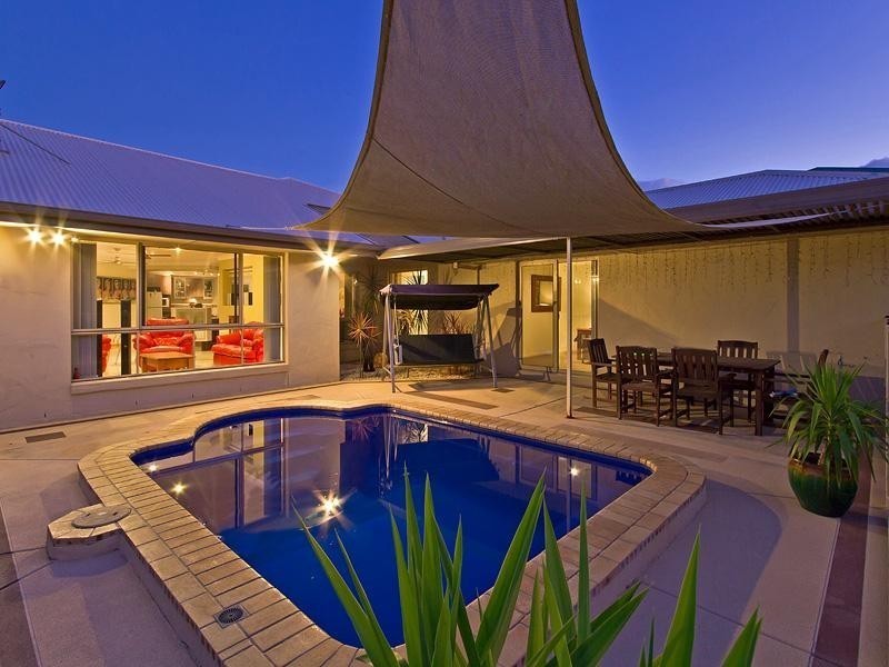 42 Tudar Place, Thornlands QLD 4164