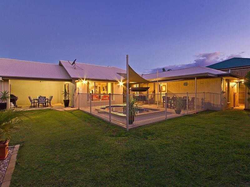 42 Tudar Place, Thornlands QLD 4164